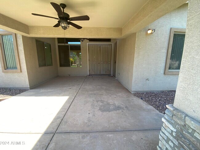 Building Photo - 13510 W Avalon Dr