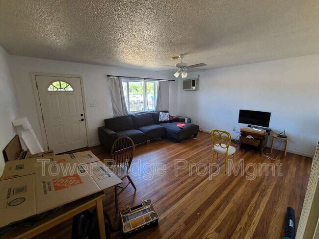 Building Photo - 4401 77th St