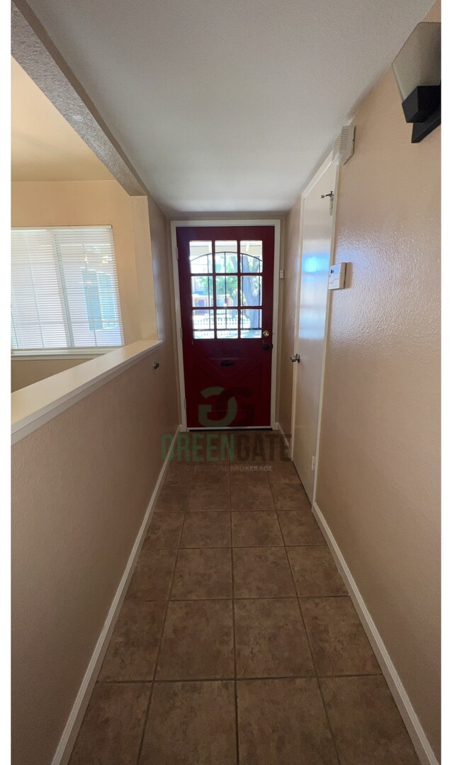Building Photo - 3 BEDROOM 2 BATH MOVE IN READY IN MODESTO!!