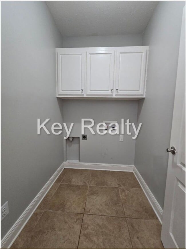 Building Photo - 6140 Rachelle Dr