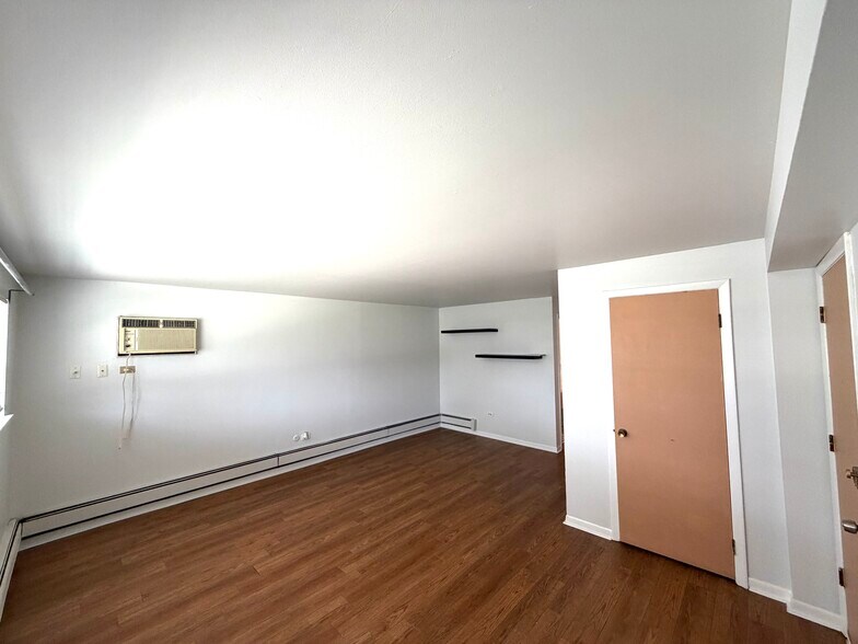 Building Photo - 1617 N 35th Ave