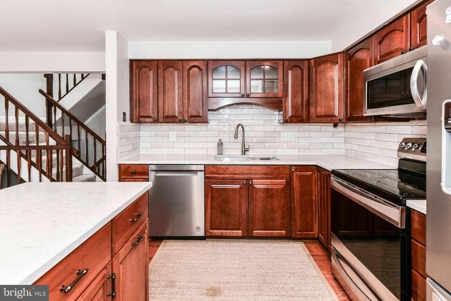 Building Photo - 261 Gundry Dr