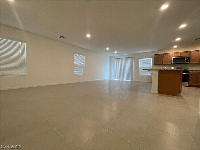 Building Photo - 9953 Cluny Ave