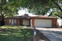 Building Photo - 8619 Parasol Ln