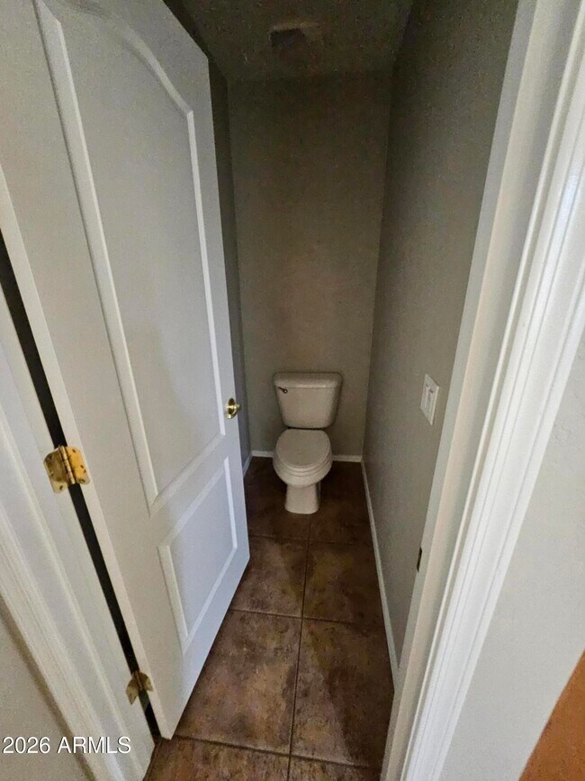 Building Photo - 43826 W Lindgren Dr