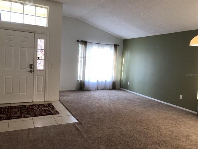 Building Photo - 2673 Chatham Cir