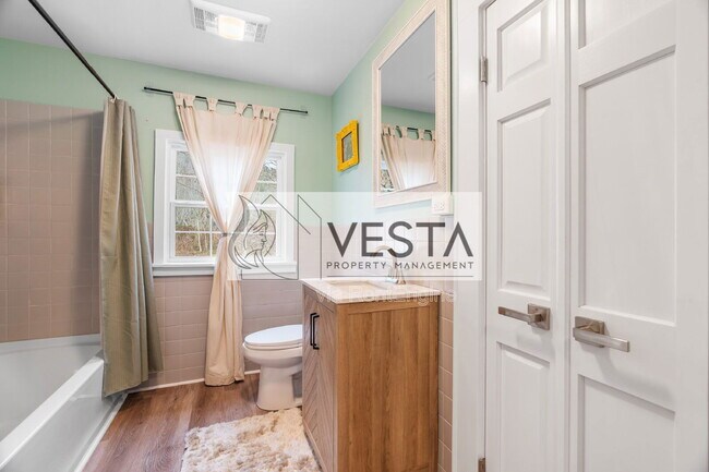 Building Photo - 460 NC-208