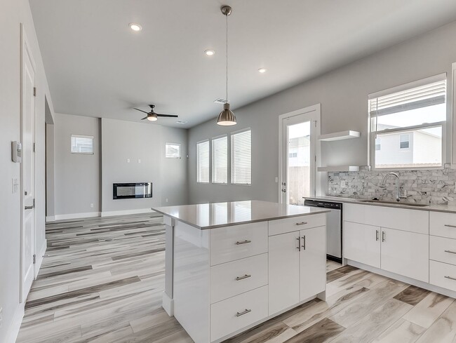 Building Photo - Beautiful New Construction Home in Edmond/...