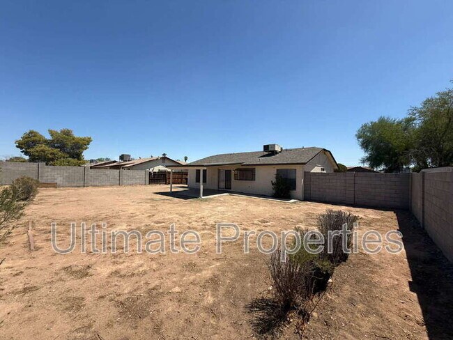 Building Photo - 9538 W Echo Ln