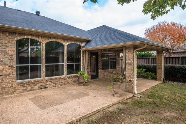 Building Photo - 725 Saxon Trail