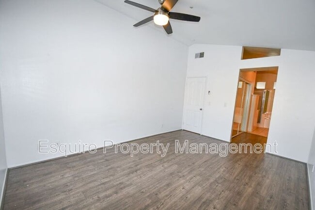 Building Photo - 1214 Oyster Pl
