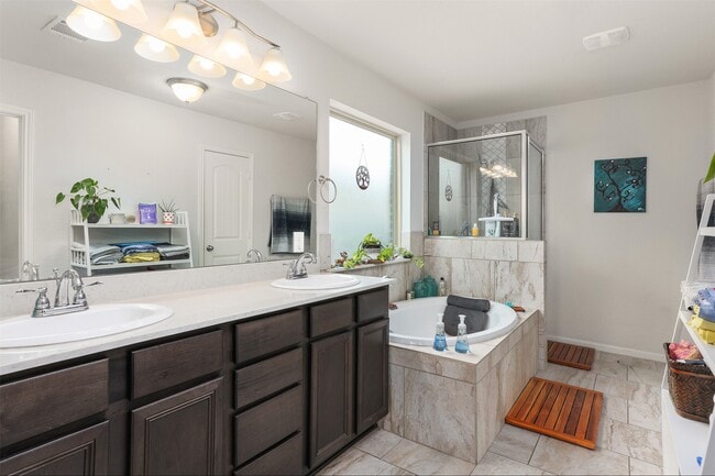 Building Photo - 12506 Cumberland Dr