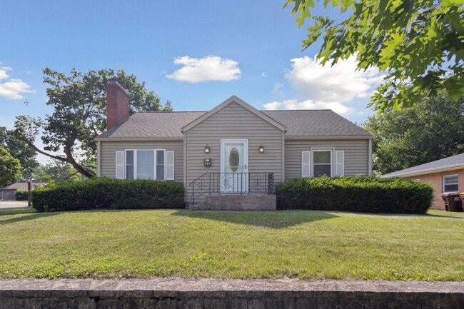Primary Photo - 504 Roland Ave