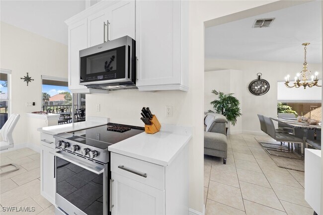 Building Photo - 24748 Lakemont Cove Ln