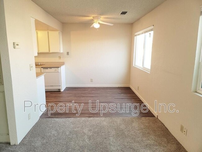 Building Photo - 4400 Dogwood Ln