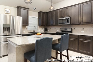 Building Photo - 7903 Anza Run