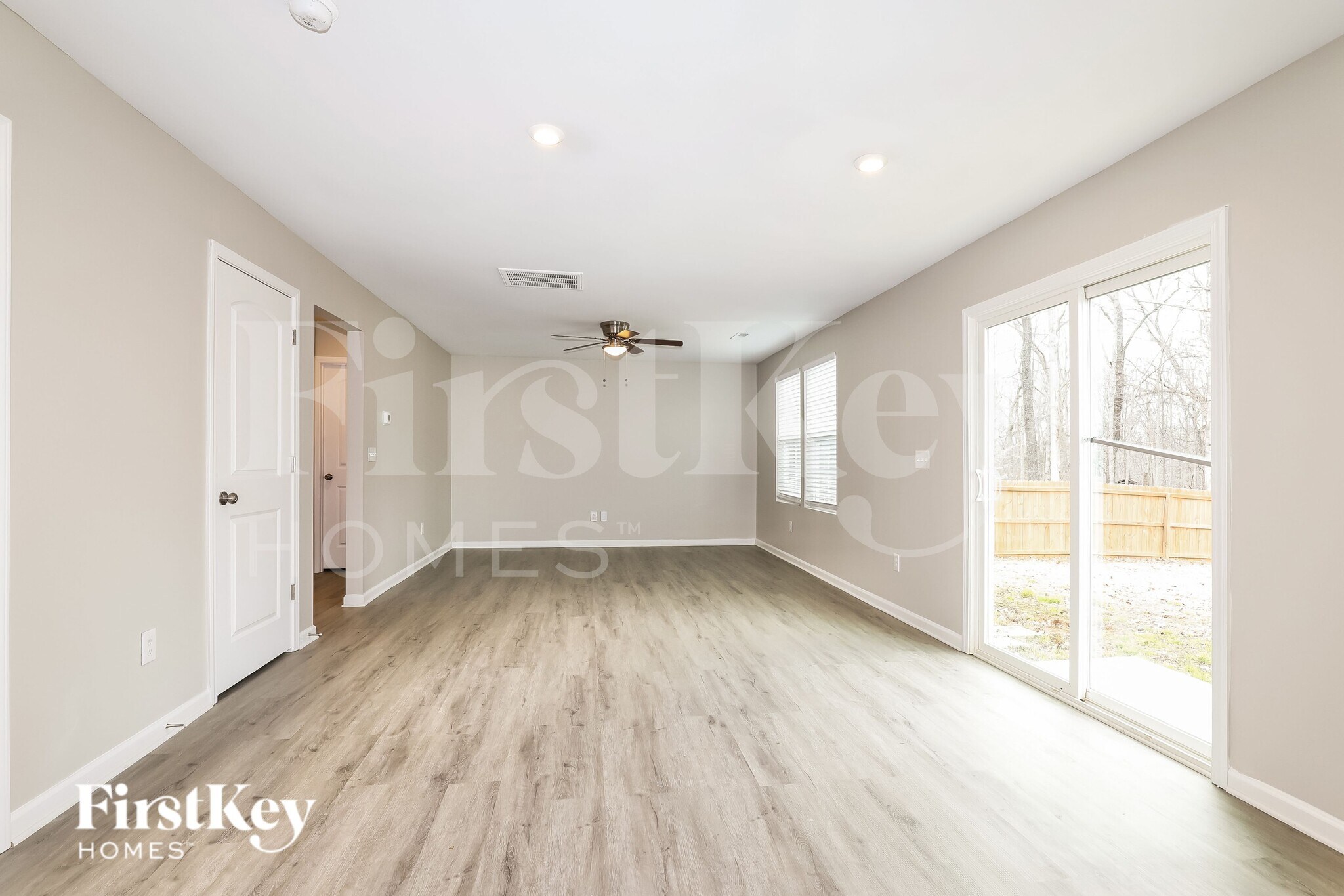 Building Photo - 217 Focus Ln