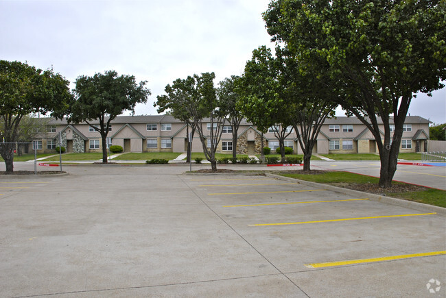 Building Photo - Cumberland Apartments