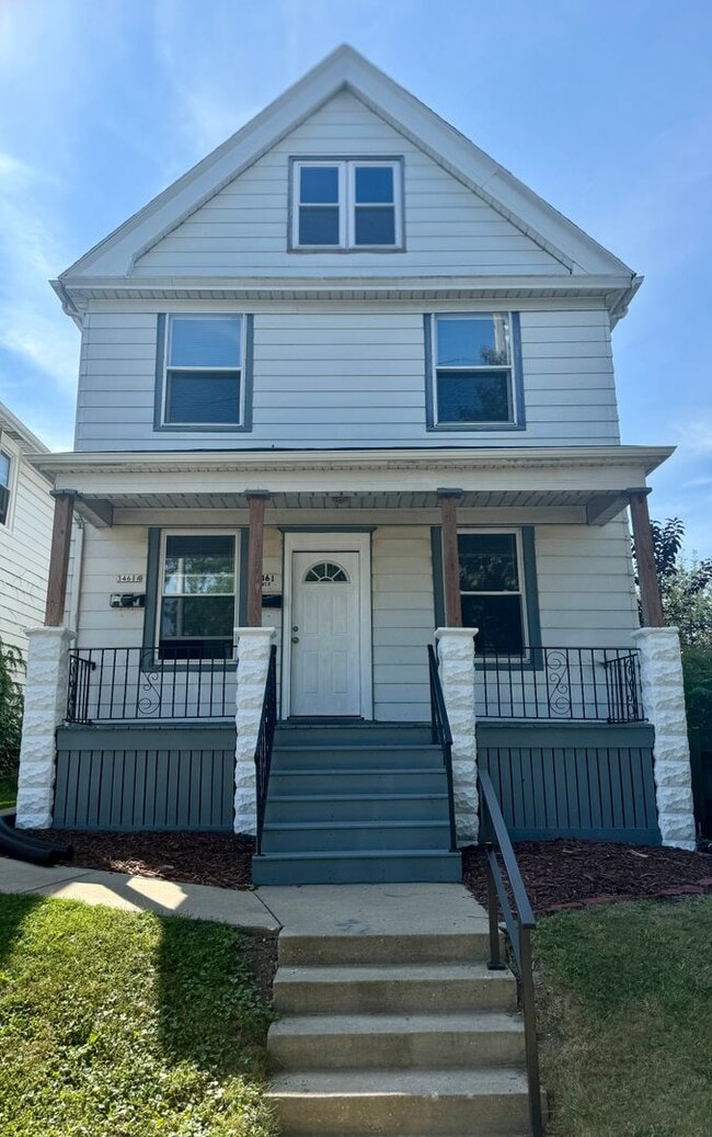 Building Photo - 3461 E Plankinton Ave
