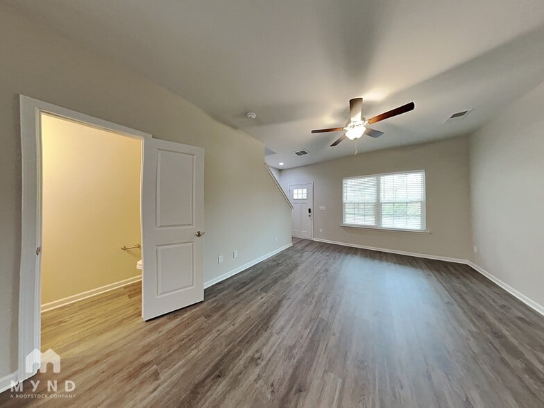 Building Photo - 1513 Allenbrook Dr