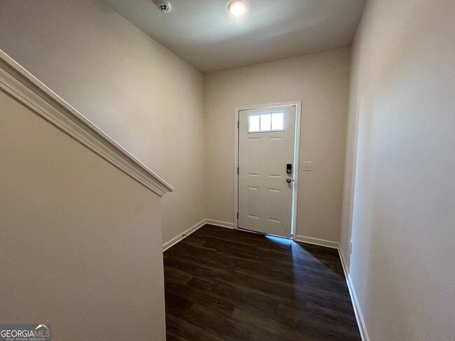 Building Photo - 5320 Barberry Ave