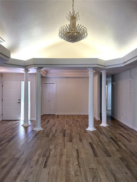 Building Photo - 4427 NE 5th St