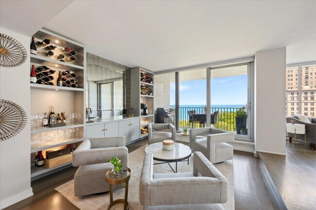 Building Photo - 1000 N Lake Shore Dr