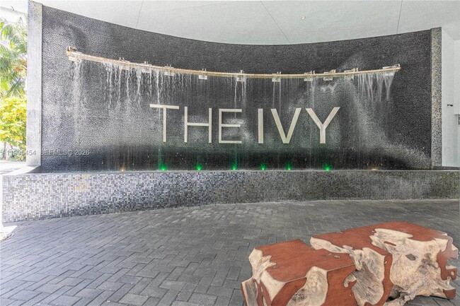 Building Photo - 90 SW 3rd St