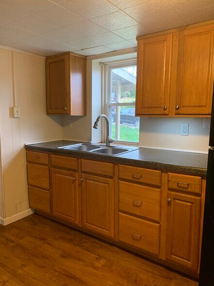 Building Photo - 514 4th St