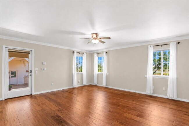 Building Photo - Private Gated Mini-Ranch • 7+ Acres • Luxury Country Living • Indoor Pool • Horses Welcome