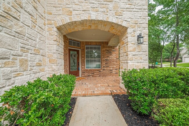 Building Photo - 23 Red Adler Pl