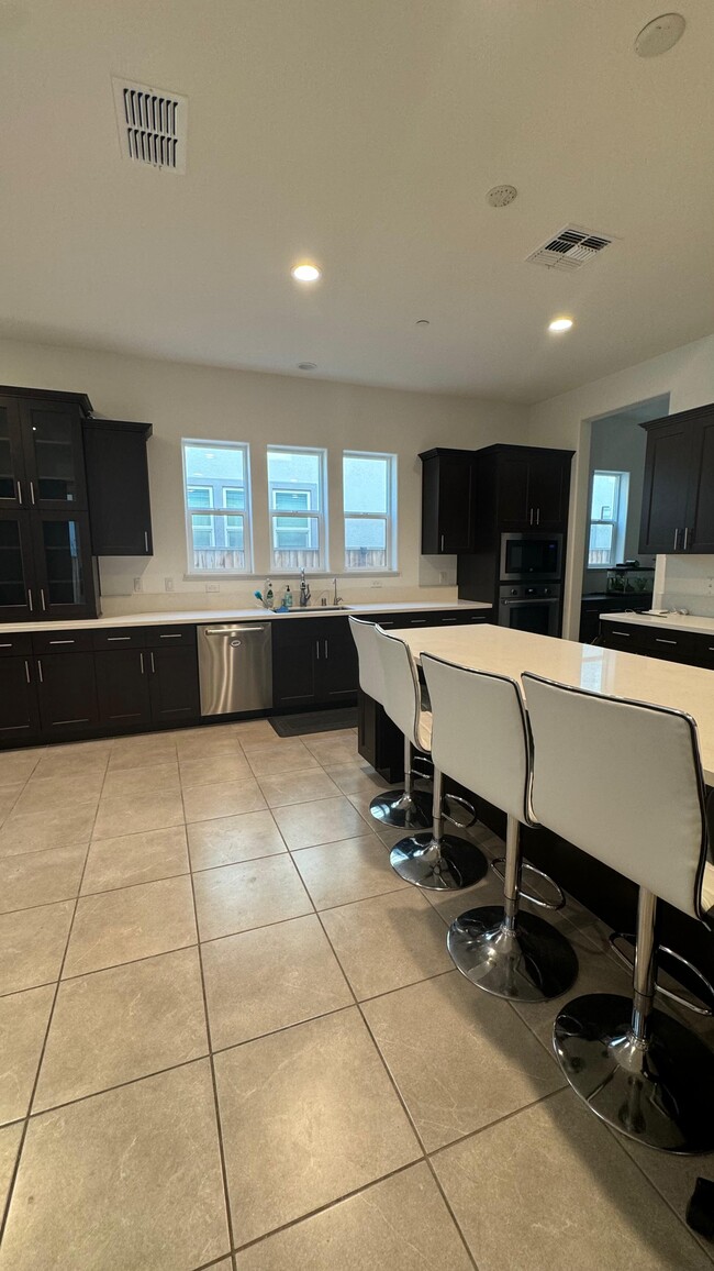 Kitchen - 2310 Mirth St