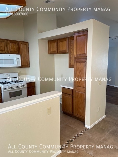 Building Photo - 39636 Knollridge Dr