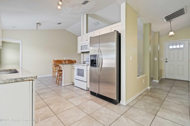 Building Photo - 3506 Egret Dr