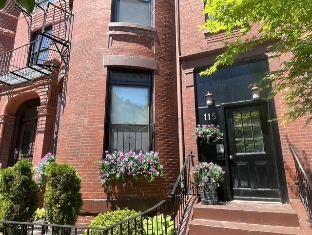 Building Photo - 115 St Botolph St
