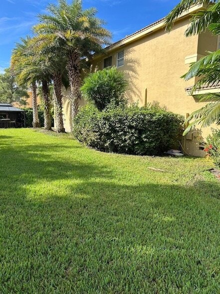 Building Photo - 13118 SW 45th Dr