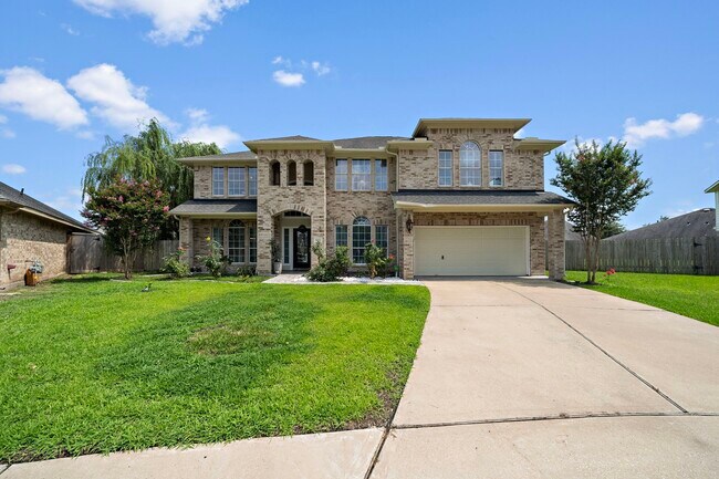 Building Photo - 815 Arlington Ln