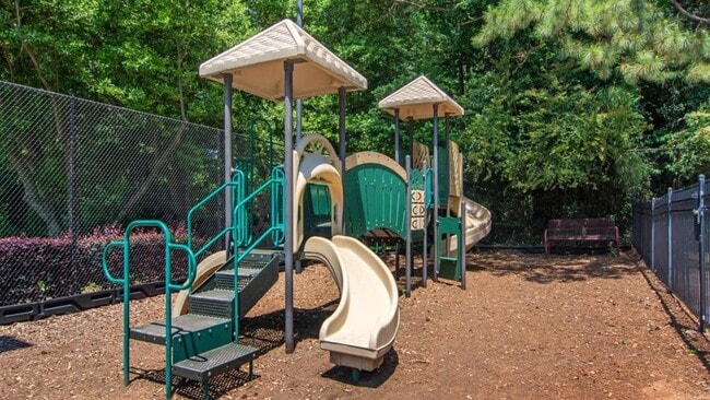 Building Photo - 2311 Dunwoody Crossing