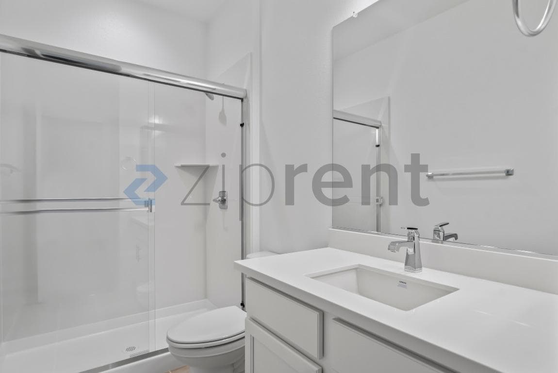 Building Photo - 6165 Raven Ave