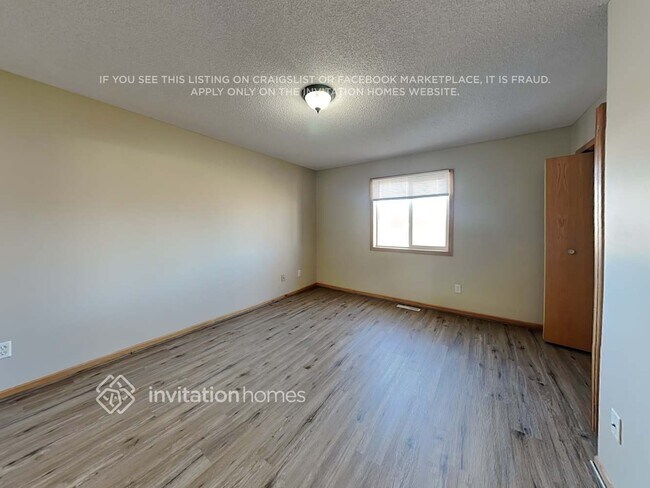 Building Photo - 6382 Marshall Ave NE