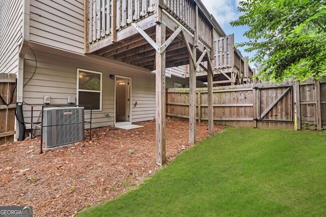 Building Photo - 893 Society Cir