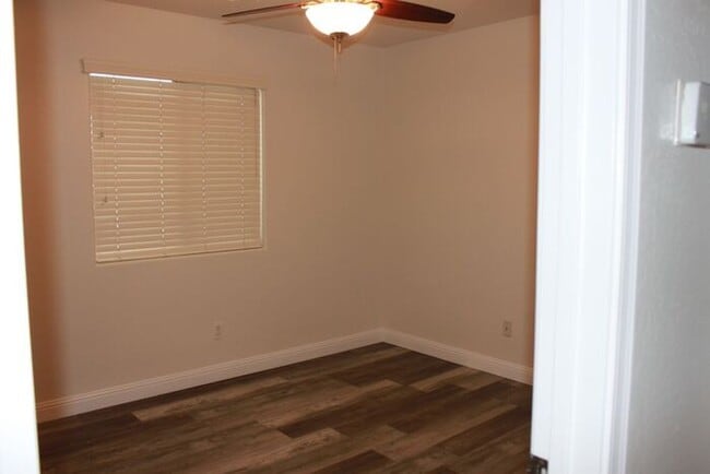 Building Photo - Adorable 3 Bedroom in Pecan Creek South