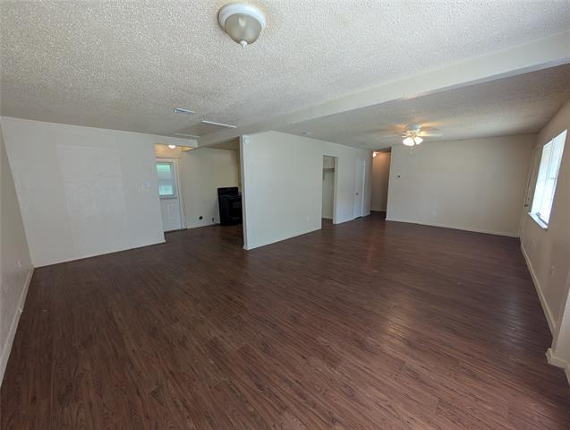Building Photo - 3827 Black Oak Dr