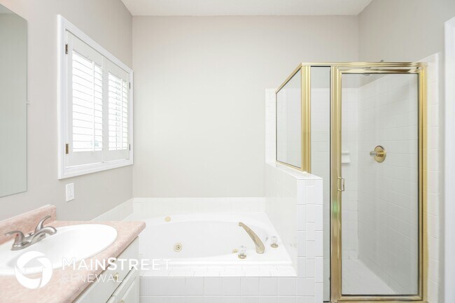 Building Photo - 1459 Cambridge Ct