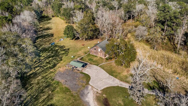 Building Photo - 33349 I-10