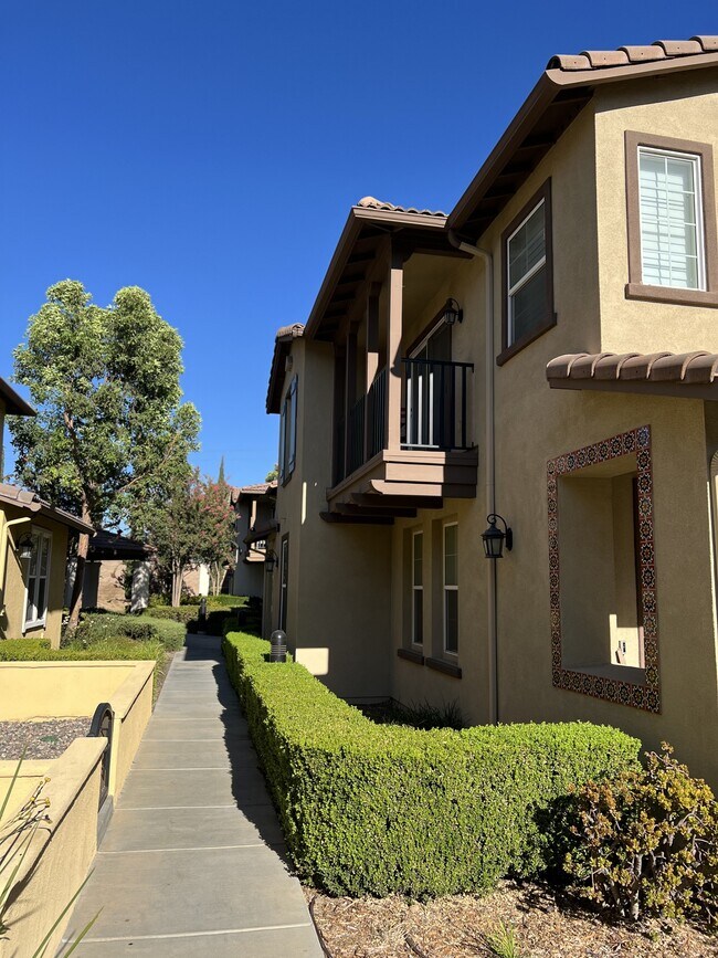 Building Photo - 8090 Cornwall Ct
