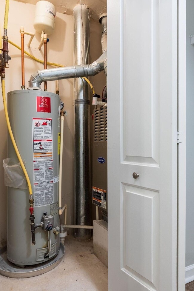 Building Photo - 8081 Crane's Crossing Dr