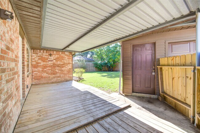 Building Photo - 11511 Brook Meadows Ln