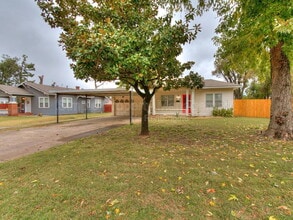 Building Photo - 2713 NW 14th St