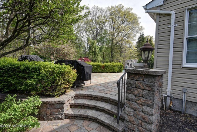 Building Photo - 9 Mackenzie Ct